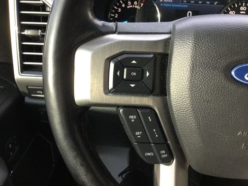 Used 2018 Ford F150 Platinum w/ Equipment Group 701A Luxury image 17