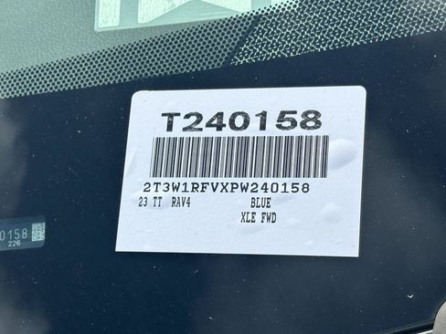 Used 2023 Toyota RAV4 XLE w/ Convenience Package FWD image 14
