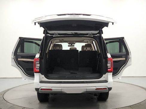 Used 2024 Ford Expedition Limited RWD image 14