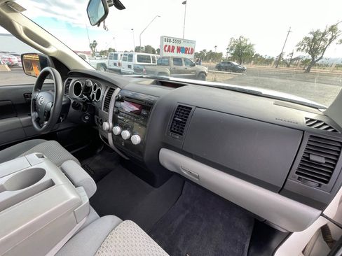 Used 2012 Toyota Tundra 4x4 Double Cab w/ Tow Pkg image 26