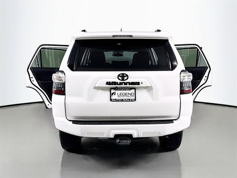 Used 2019 Toyota 4Runner SR5 image 22