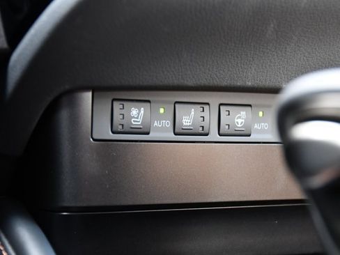 Certified 2025 Lexus ES 300h w/ Premium Package image 15