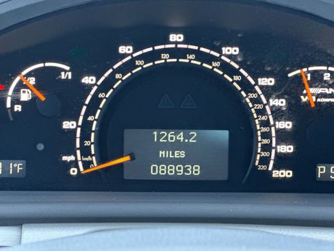 Used 2004 Mercedes-Benz CL 55 AMG image 26