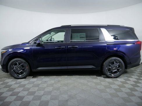 New 2026 Kia Carnival EX image 6