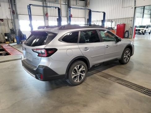 Used 2020 Subaru Outback Limited AWD/4WD image 7