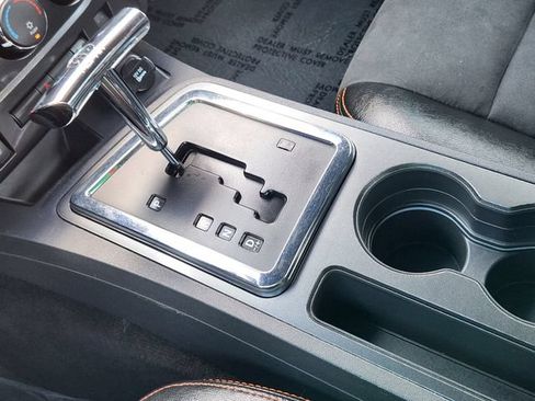 Used 2009 Dodge Challenger R/T RWD image 18