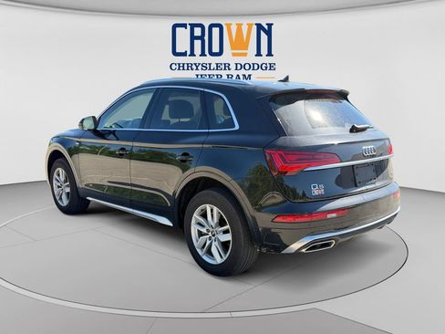 Used 2023 Audi Q5 2.0T Premium w/ Convenience Package AWD/4WD image 5