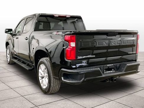 Used 2020 Chevrolet Silverado 1500 Custom w/ Custom Value Package AWD/4WD image 10