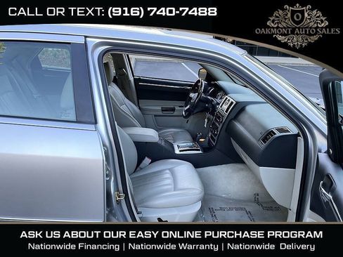 Used 2006 Chrysler 300 C RWD image 13