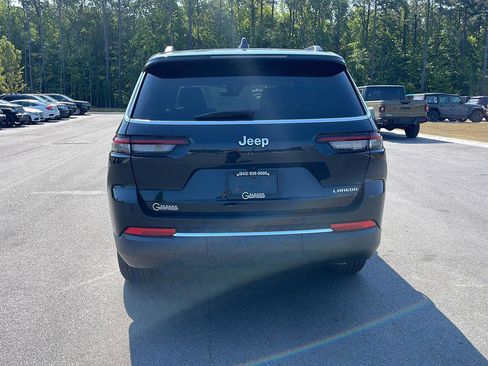 Used 2025 Jeep Grand Cherokee L Laredo w/ Luxury Tech Group I image 6