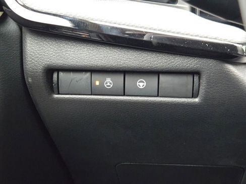 New 2026 Nissan Kicks SR w/ SR Premium Package AWD/4WD image 24