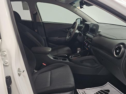 Used 2023 Hyundai Kona SEL AWD/4WD image 9