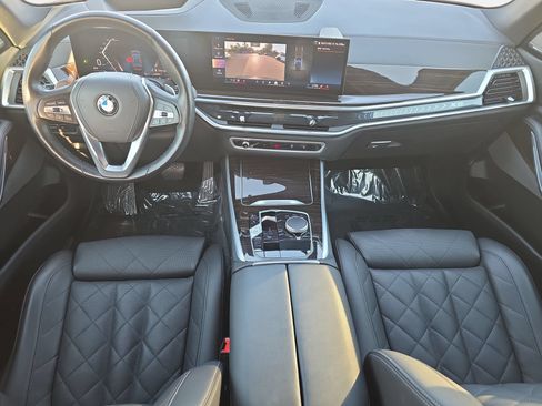 Used 2025 BMW X5 xDrive40i AWD/4WD image 9