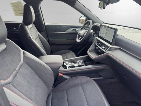 New 2026 Ford Explorer ST AWD/4WD image 14
