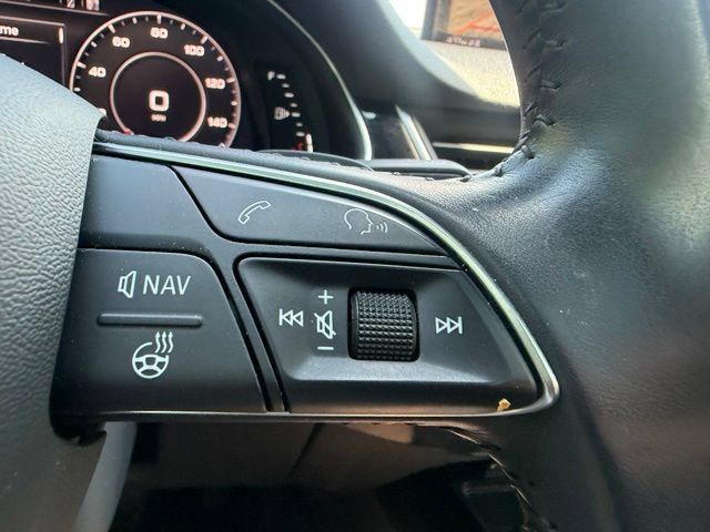 Used 2017 Audi Q7 3.0T Premium Plus AWD/4WD image 26