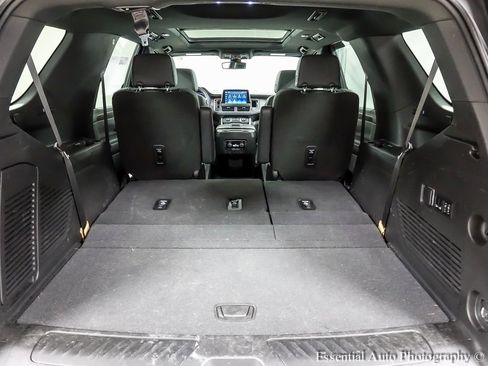 Used 2022 Chevrolet Tahoe LT w/ LT Signature Package image 25