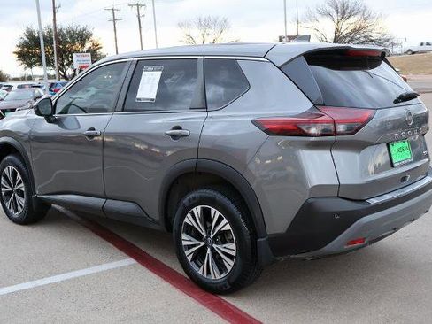 Certified 2023 Nissan Rogue SV image 9