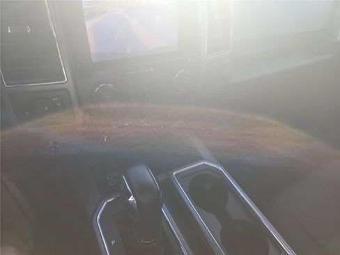 Used 2019 Ford F150 XLT w/ Equipment Group 302A Luxury image 41