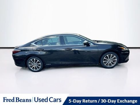 Used 2020 Lexus ES 300h w/ Premium Package FWD image 11
