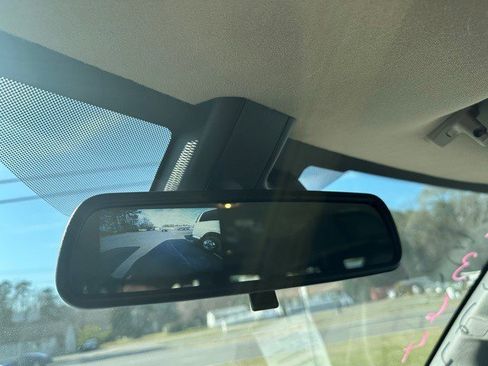 Certified 2024 Chevrolet Express 3500 LT w/ LT Preferred Equipment Group image 23