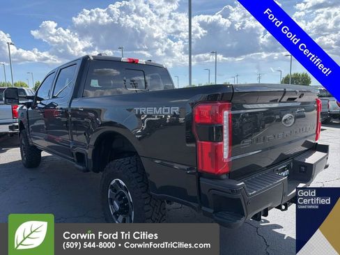 Used 2024 Ford F250 Lariat w/ Lariat Ultimate Package AWD/4WD image 11