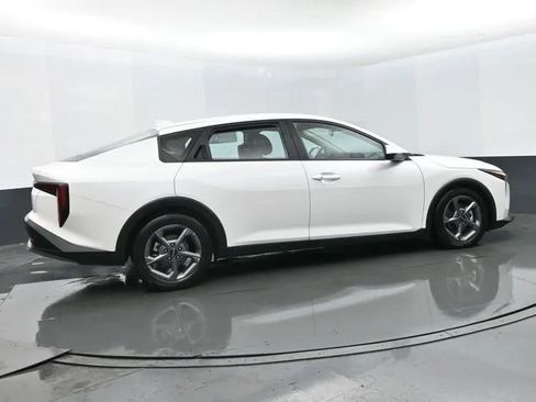 Used 2025 Kia K4 FWD image 4