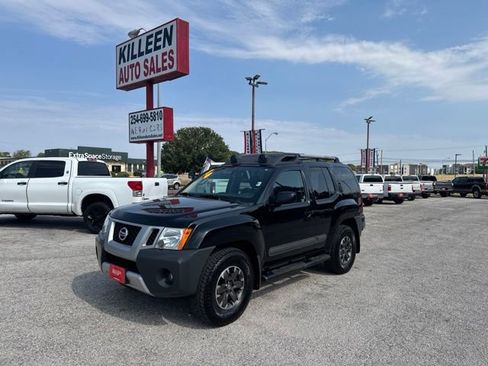 Used 2014 Nissan Xterra PRO-4X AWD/4WD image 2