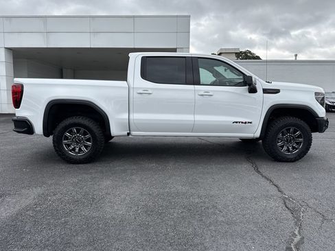 New 2026 GMC Sierra 1500 AT4X w/ LPO, Black Badging Package AWD/4WD image 2