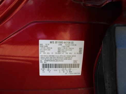 Used 2020 Ford Edge Titanium w/ Equipment Group 301A AWD/4WD image 13
