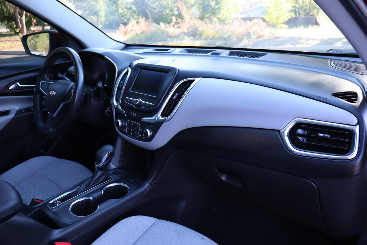 Used 2023 Chevrolet Equinox LT AWD/4WD image 17