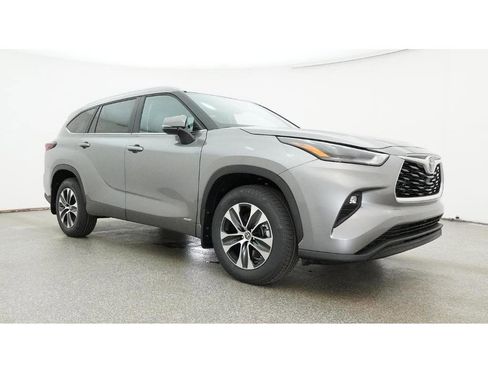 New 2026 Toyota Highlander XLE image 29
