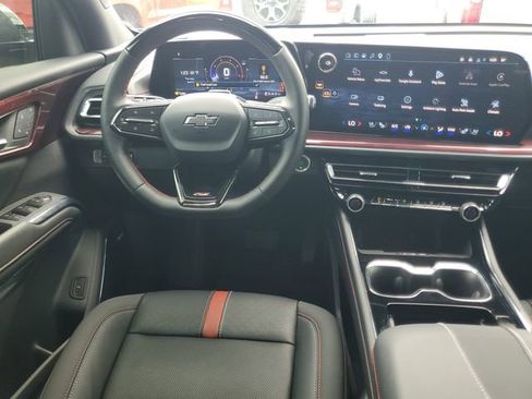 Certified 2026 Chevrolet Traverse RS image 17