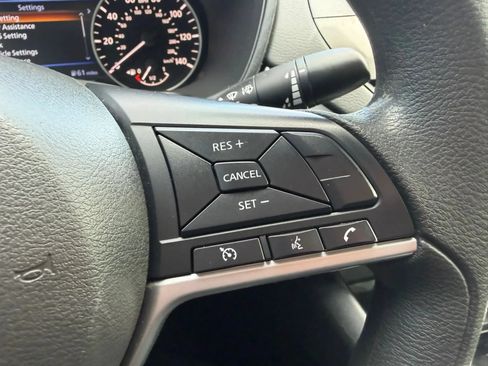 Used 2021 Nissan Altima 2.5 SV AWD/4WD image 14