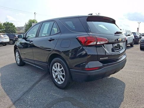 Used 2023 Chevrolet Equinox LS w/ Driver Confidence II Package FWD image 4