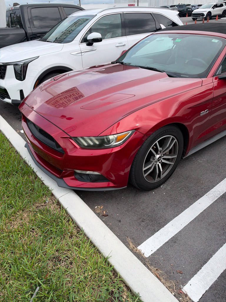 Used 2016 Ford Mustang GT Premium RWD image 4