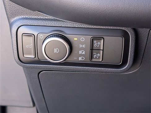 Used 2025 Ford Explorer ST image 36