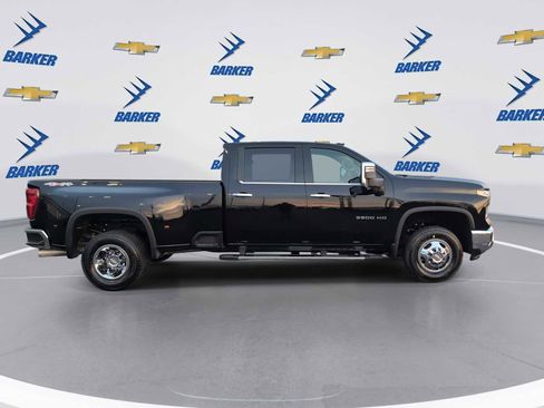 New 2026 Chevrolet Silverado 3500 LTZ w/ LTZ Plus Package image 9