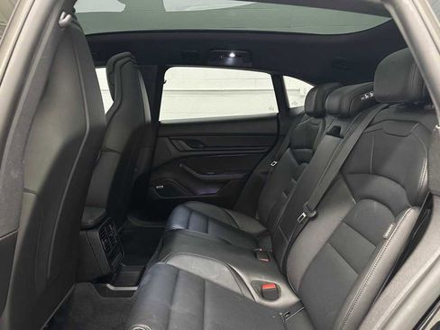 Used 2024 Porsche Taycan 4 Cross Turismo image 15
