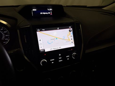 Used 2020 Subaru Crosstrek 2.0i Limited w/ Moonroof Package w/Navigation image 23