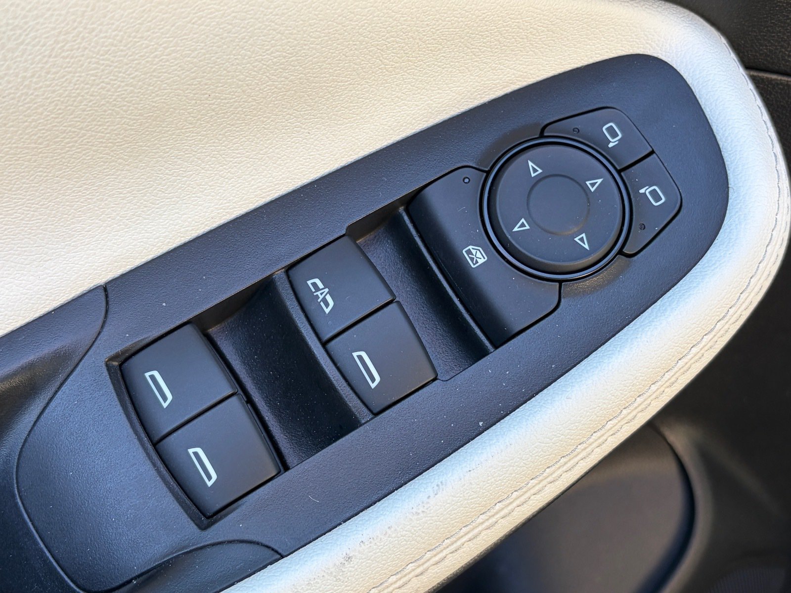 Used 2024 Buick Encore GX Preferred FWD image 7