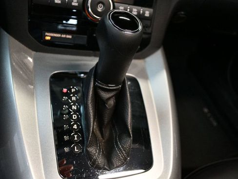 Used 2007 Saturn Sky Red Line RWD image 7