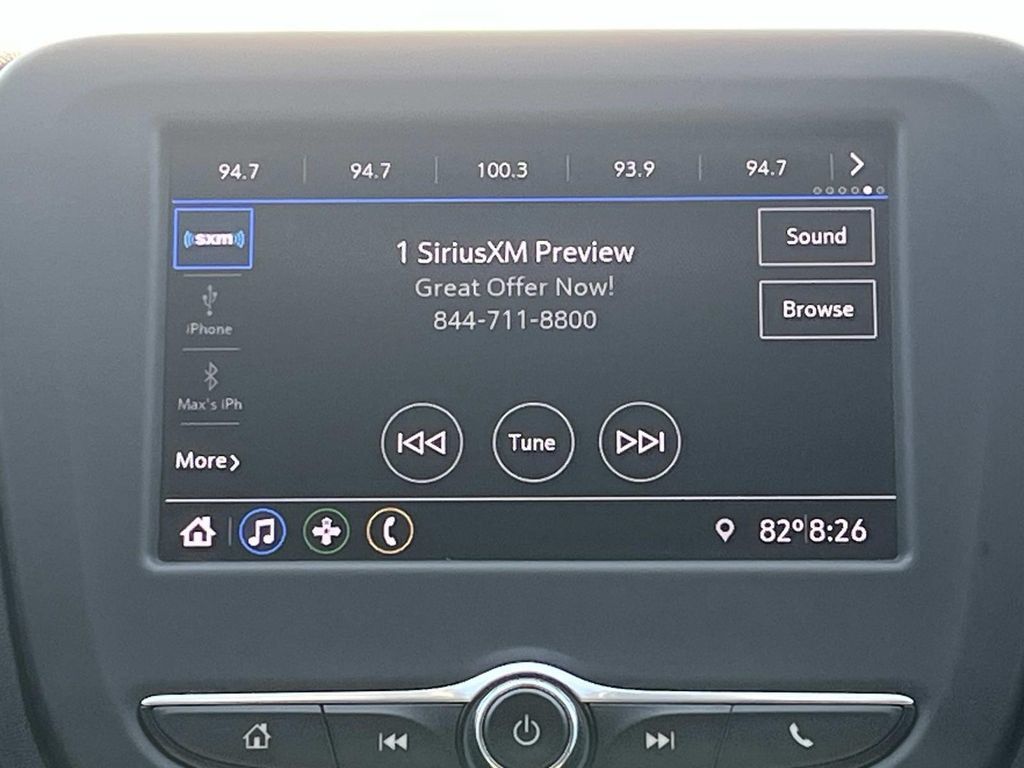 Used 2021 Chevrolet Equinox LT FWD image 15