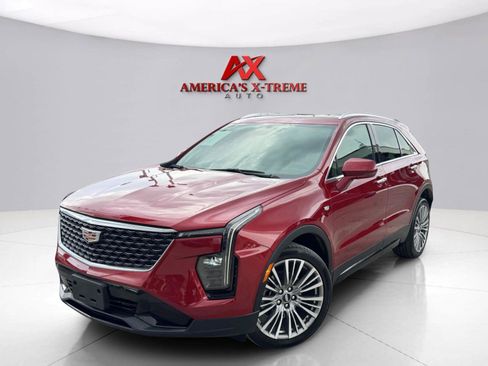 Used 2024 Cadillac XT4 Premium Luxury w/ Technology Package FWD image 1