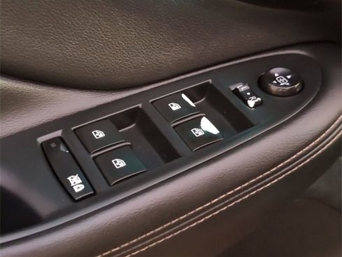 Certified 2017 Buick Envision Essence image 22