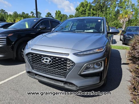 Used 2021 Hyundai Kona SE AWD/4WD image 5