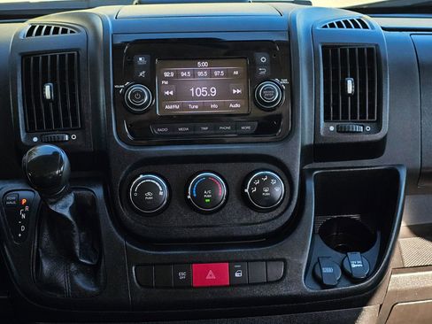 Used 2021 RAM ProMaster 2500 image 21