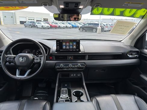 Used 2024 Honda Pilot Touring image 30