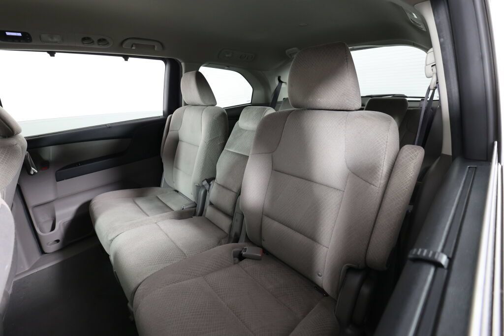Used 2015 Honda Odyssey EX image 15