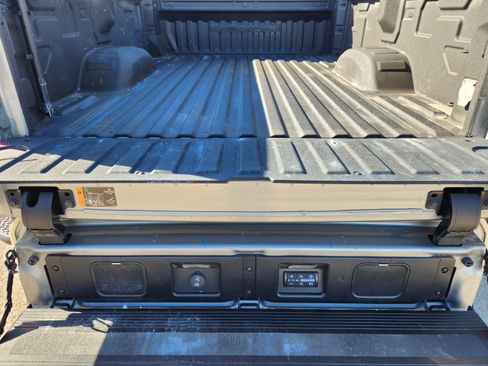 Certified 2024 GMC Sierra 2500 Denali Ultimate AWD/4WD image 26