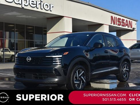 Used 2025 Nissan Kicks SV image 1